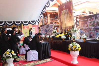 กิจกรรมถวายความอาลัยและถวายพระราชกุศลแด่พระบาทสมเด็จพระปรมินทรมหาภูมิพลอดุลยเดชฯ ณ วัดทุ่งหลวง เมื่อวันอาทิตย์ที่ 13 พ.ย 2559