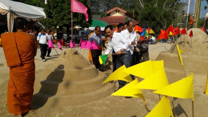 สรงน้ำรูปหล่อหลวงพ่อเปี่ยม อินทสุวรรโณ ประจำปี 2561